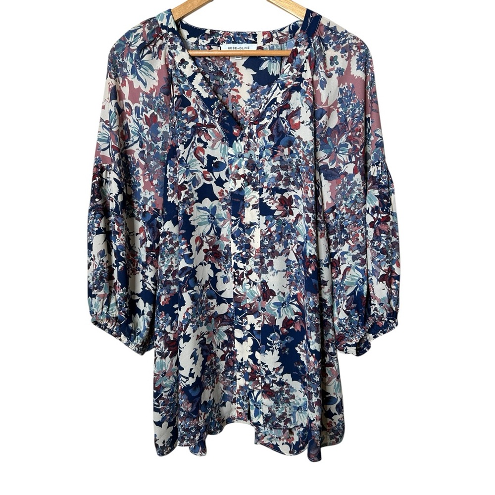 🩷 Rose + Olive Size 1X Women’s Ballon 3/4 sleeves pull on Floral V neck blouse
